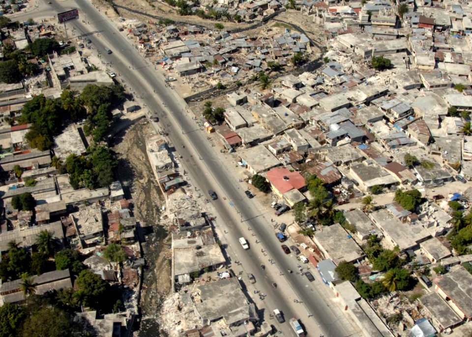 US Navy 100116-N-6639M-010 A multitude of damaged buildings in the city of Port-au-Prince, Haiti can be seen from the air