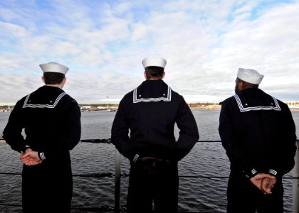 US Navy 100118-N-1082Z-020 Sailors man the rails aboard the amphibious dock landing ship USS Ashland (LSD 48) as the ship departs Joint Expeditionary Base Little Creek-Fort Story