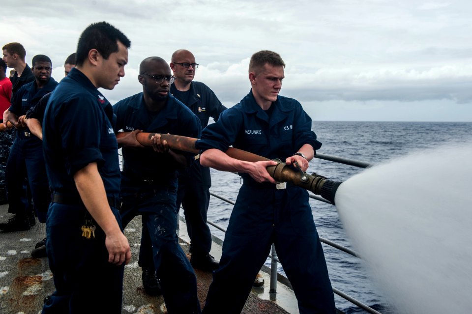 USS Antietam operations 141103-N-ZZ786-131