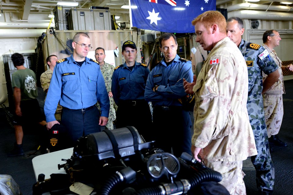 USS Anchorage, RIMPAC 2014 140718-N-FN215-687