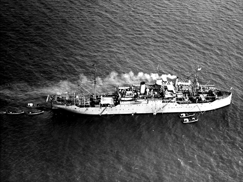 USS Antares (AG-10) at anchor in September 1924 (NH 1220)