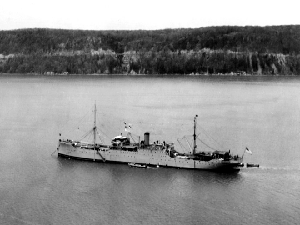 USS Antares (AG-10) at anchor on 2 May 1927 (NH 1033)