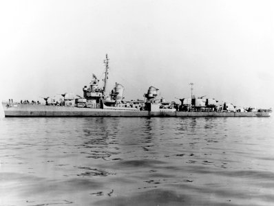 USS Anthony (DD-515) off the Mare Island Naval Shipyard on 8 December 1944 (NH 102864)
