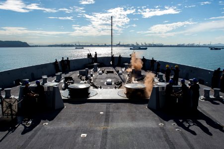 USS Anchorage port visit in Thailand 150609-N-BD107-106