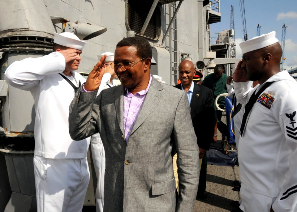US Navy 100123-N-1429M-036 President Jakaya Mrisho Kikwete, front, of Tanzania, and the U.S. Ambassador to Tanzania Alfonso Lenhardt