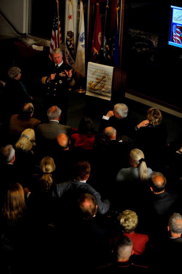 US Navy 100120-N-8273J-137 Chief of Naval Operations (CNO) Adm. Gary Roughead speaks with and answers questions from members of the Santa Barbara Navy League