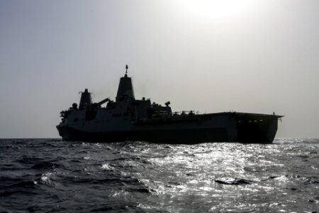 USS Anchorage (LPD 23) 150702-M-GC438-755 (19357220018)