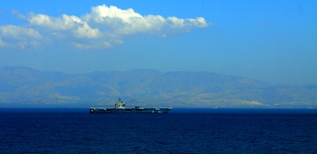 US Navy 100124-N-7508R-024 The Nimitz-class aircraft carrier USS Carl Vinson (CVN 70) operates off the coast of Haiti