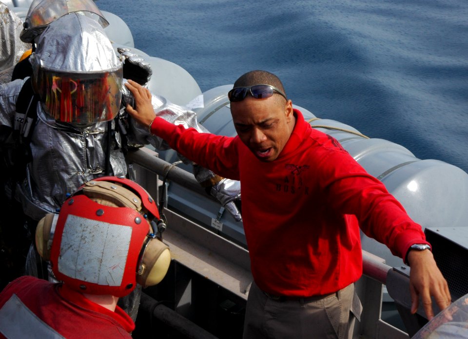 US Navy 100129-N-2154L-063 Crash and salvage Sailors train aboard USS John C. Stennis