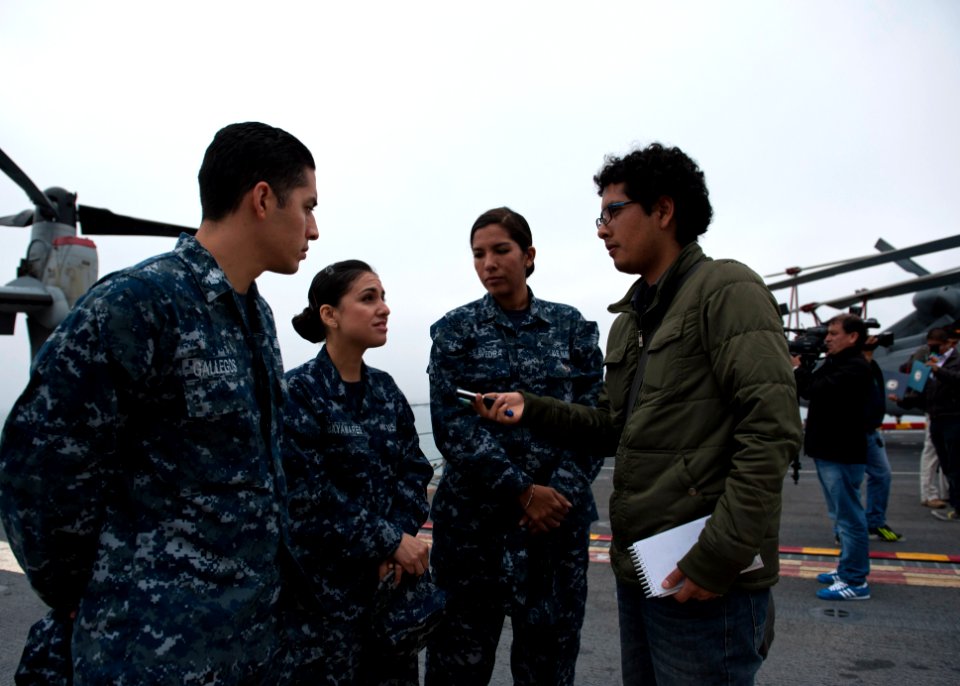 USS America press conference 140831-N-FR671-157