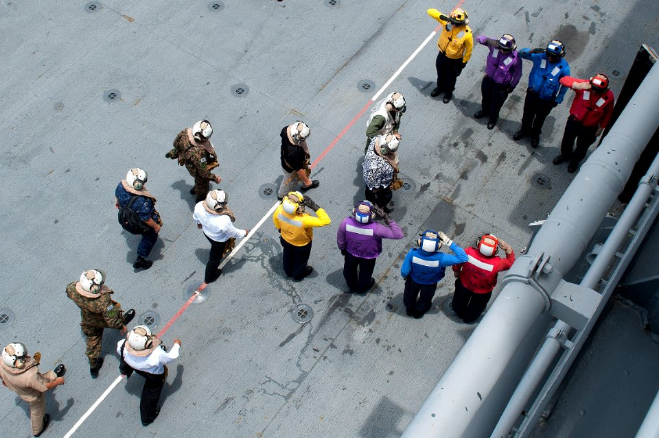 USS America receives distinguished visitors from El Salvador 140908-N-LQ799-183