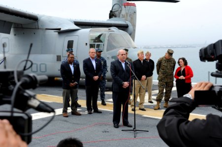 USS America press conference 140831-N-CC789-251