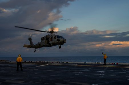 USS America operations 140909-N-MZ309-051