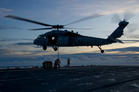USS America operations 140909-N-MZ309-064