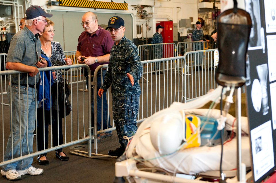 USS America operations 141008-N-EV723-049