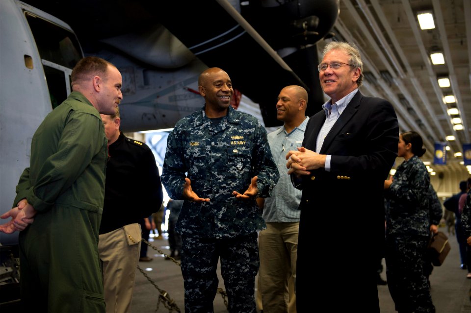 USS America operations 140831-N-MD297-147