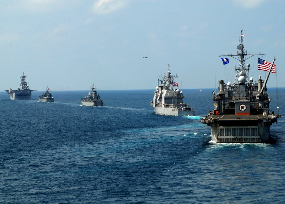 US Navy 100208-N-6692A-057 he amphibious assault ship USS Essex (LHD 2) leads U.S., Thai and Korean ships in formation during Cobra Gold (CG) 2010