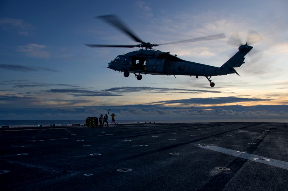 USS America operations 140909-N-MZ309-061