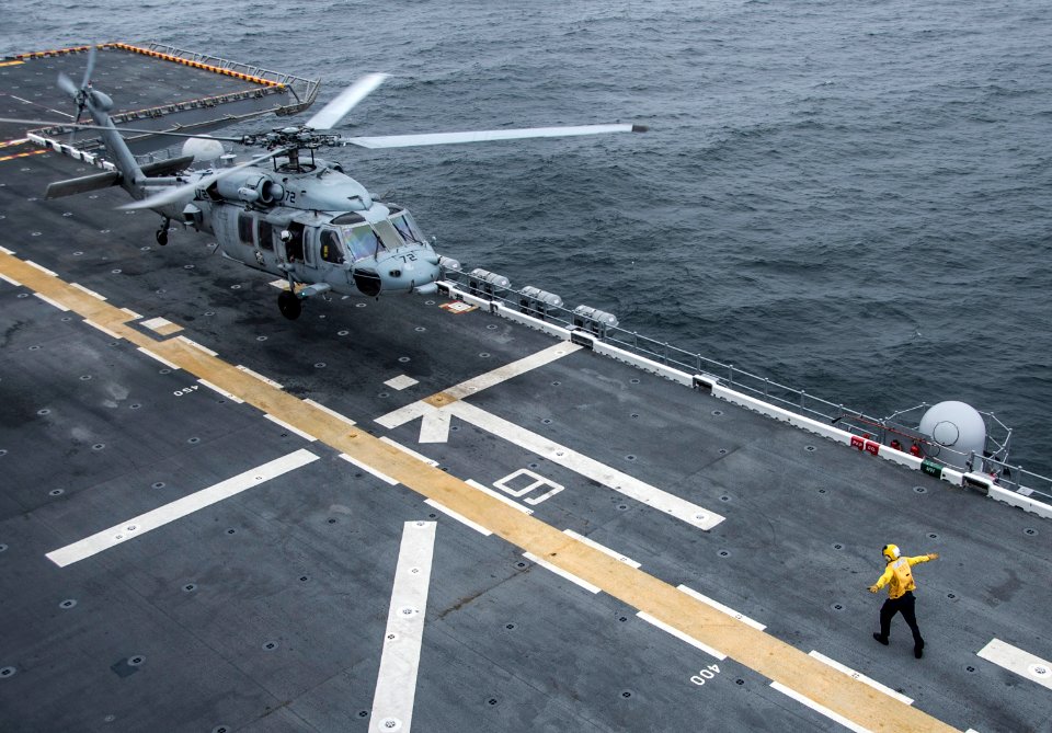 USS America operations 140831-N-LD343-011