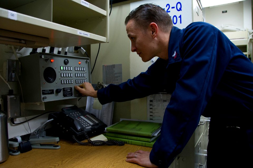 USS America operations 140910-N-MZ309-002