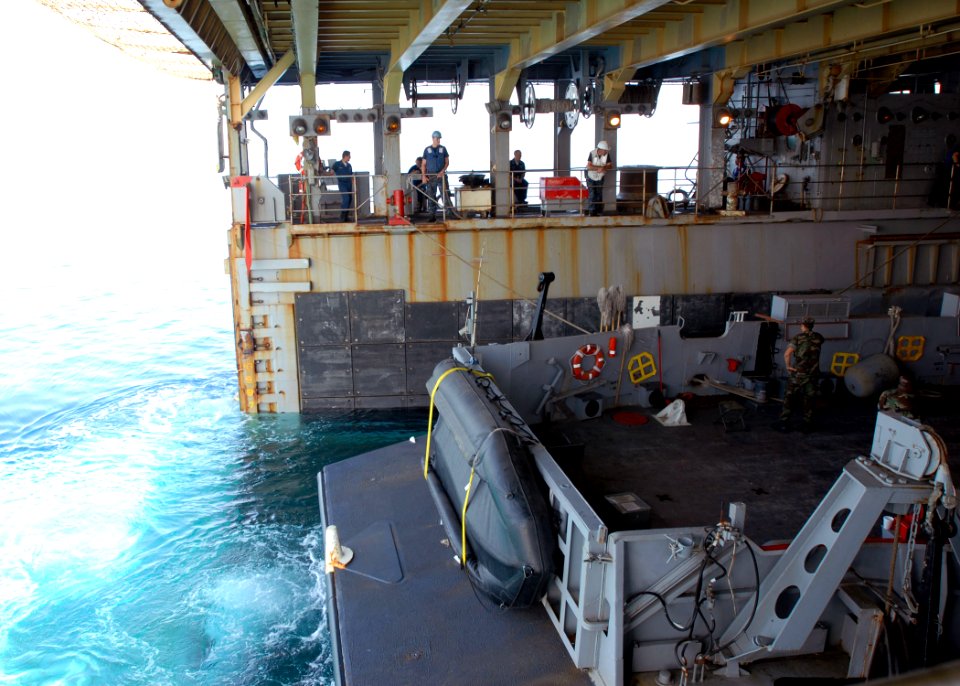 US Navy 100209-N-4971L-019 A landing craft utility departs the amphibious dock landing ship USS Fort McHenry (LSD 43)