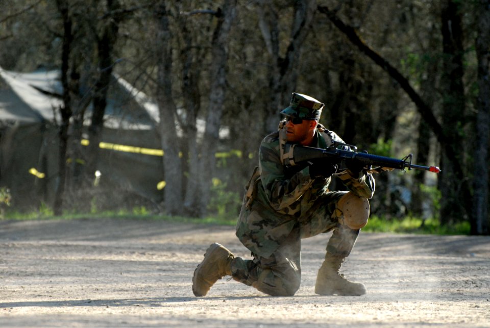 US Navy 100213-N-0475R-234 Construction Electrician 3rd Class Aaron Bluitt participates in REACT Team Training during Operation Bearing Duel 2010