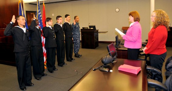 US Navy 100215-N-8848T-824 The first Navy Sailors to participate in the Secretary of Defense's Military Accessions Vital to National Interest pilot program