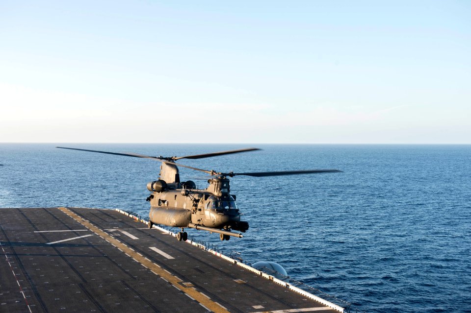USS America flight operations 141015-N-MD297-093
