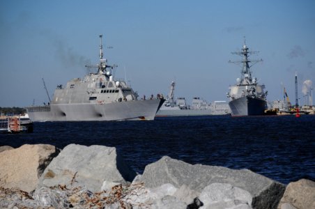 US Navy 100216-N-1522S-008 The littoral combat ship USS Freedom (LCS 1) departs Naval Station Mayport for its first operational deployment