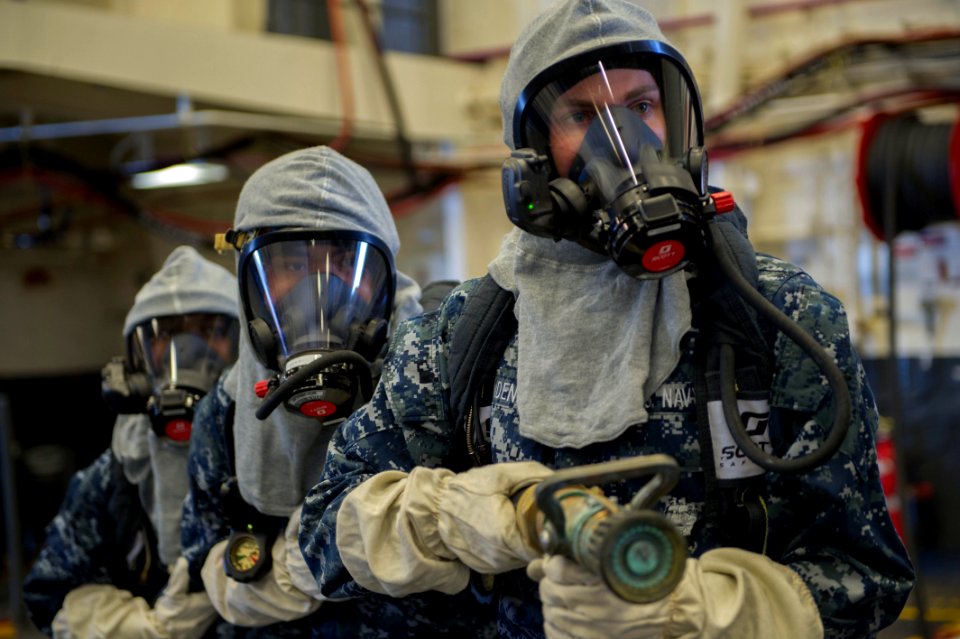 USS America general quarters drill 141120-N-MZ309-039