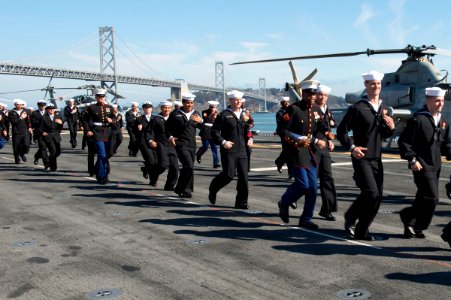USS America commissioning ceremony 141011-N-MD297-025