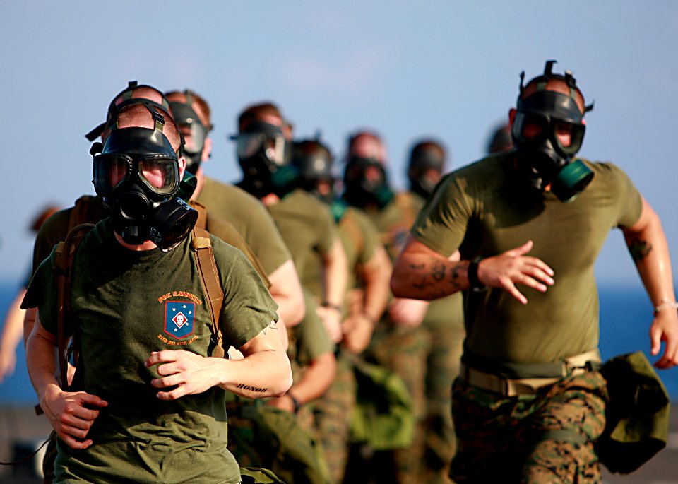 US Navy 100221-N-4745M-010 Marines assigned to the 31st Marine Expeditionary Unit (31st MEU) exercise on the flight deck of the amphibious dock landing ship the USS Harpers Ferry (LSD 49)