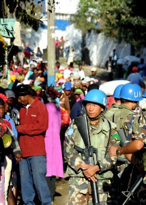 US Navy 100220-N-5961C-009 U.N. peacekeepers from Nepal provided security at a rice distribution point in Kenscoff, Haiti