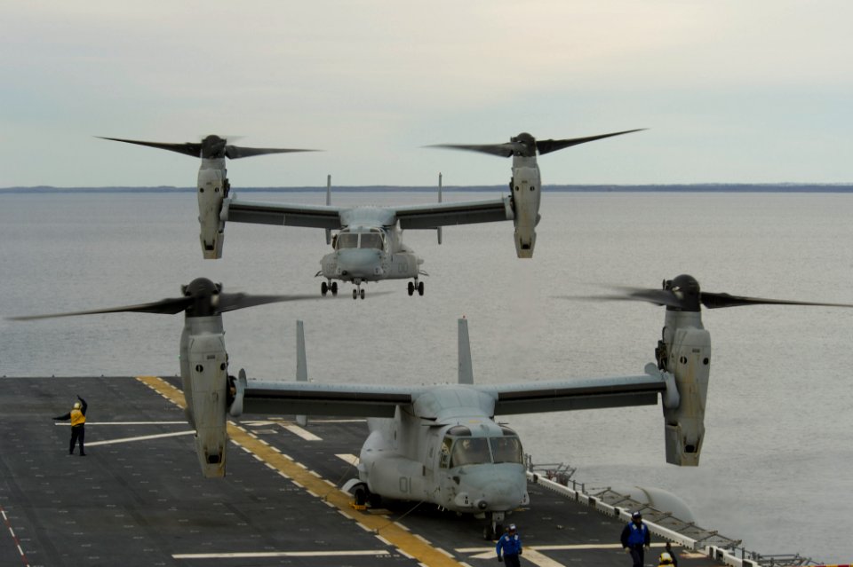 USS America activity 140819-N-EV723-172