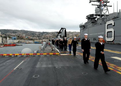 USS America arrives in Valparaiso 140824-N-FR671-058