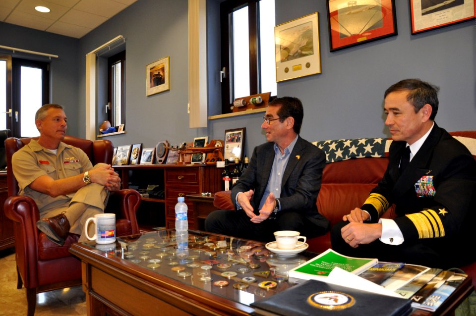 US Navy 100224-N-3289C-012 U.S. Ambassador to Spain and Andorra, Alan D. Solomont, center, talks with Capt. Bill Mosk, commander of Naval Activities Spain