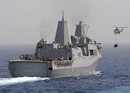 US Navy 100228-N-1082Z-003 The amphibious transport dock ship USS Mesa Verde (LPD 19) prepares to receive pallets of supplies during an underway replenishment