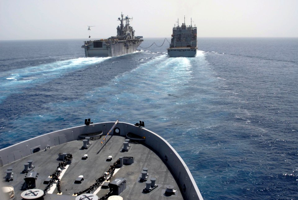 US Navy 100228-N-3358S-031 The amphibious transport dock ship USS Mesa Verde (LPD 19) waits in line for an underway replenishment
