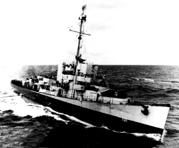 USS Alger (DE-101) underway at sea, circa in 1944