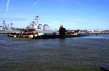 US Navy 100305-N-7705S-044 USS Norfolk (SSN 714) is guided from the pier as the ship departs Naval Station Norfolk