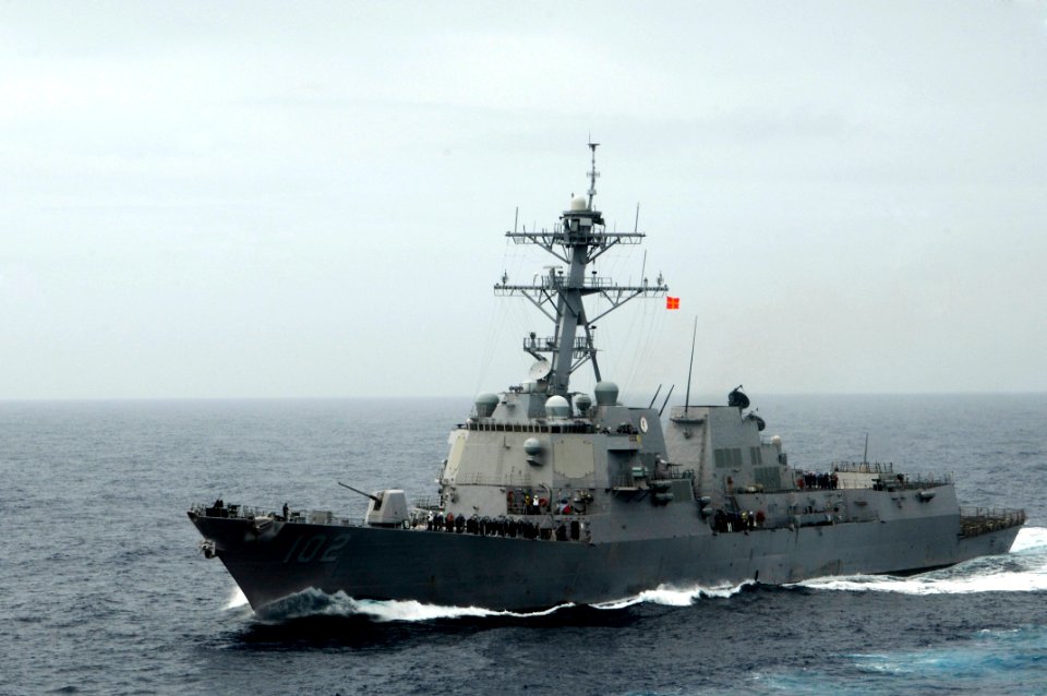 US Navy 100307-N-3038W-509 The guided-missile destroyer USS Sampson (DDG 102) maneuvers in the Philippine Sea