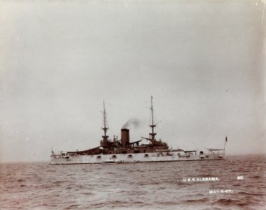 USS Alabama - NH 72262