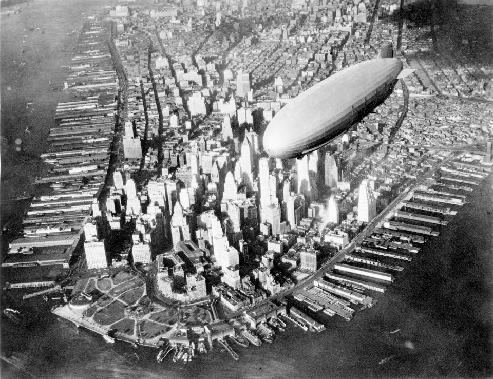 USS Akron (ZRS-4) in flight over Manhattan, circa 1931-1933