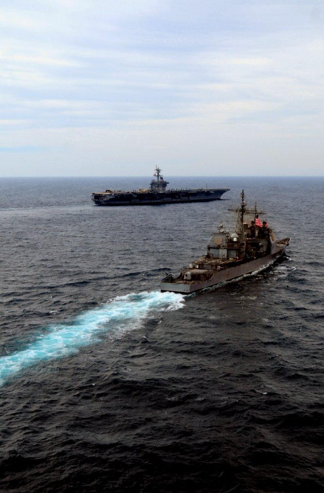 US Navy 100308-N-0808V-341 USS Bunker Hill (CG 52) pulls alongside while performing tactical maneuvering exercises with the Argentina navy frigate ARA Gomez Roca (P 46)