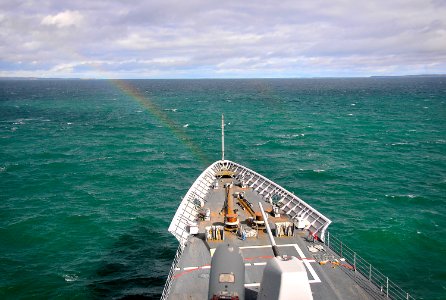 US Navy 100314-N-4774B-183 The guided-missile cruiser USS Bunker Hill (CG 52) navigates toward Punta Arenas photo