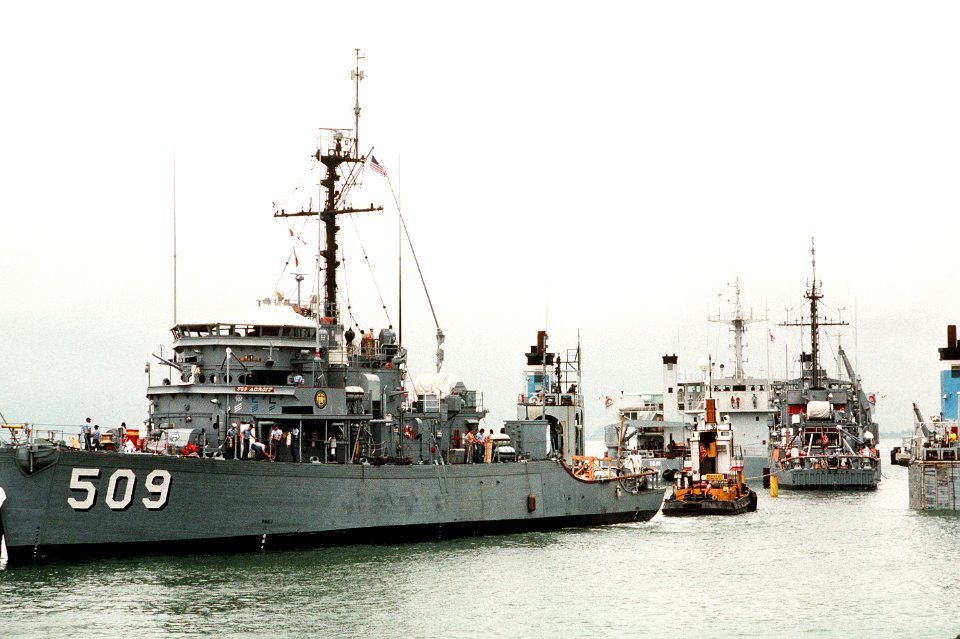 USS Adroit (MSO-509) is readied for transport to the Persian Gulf 1990