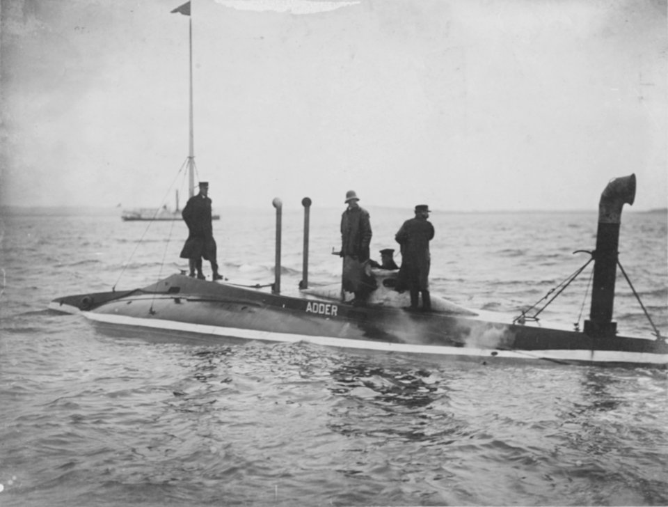 USS Adder - NH 57718