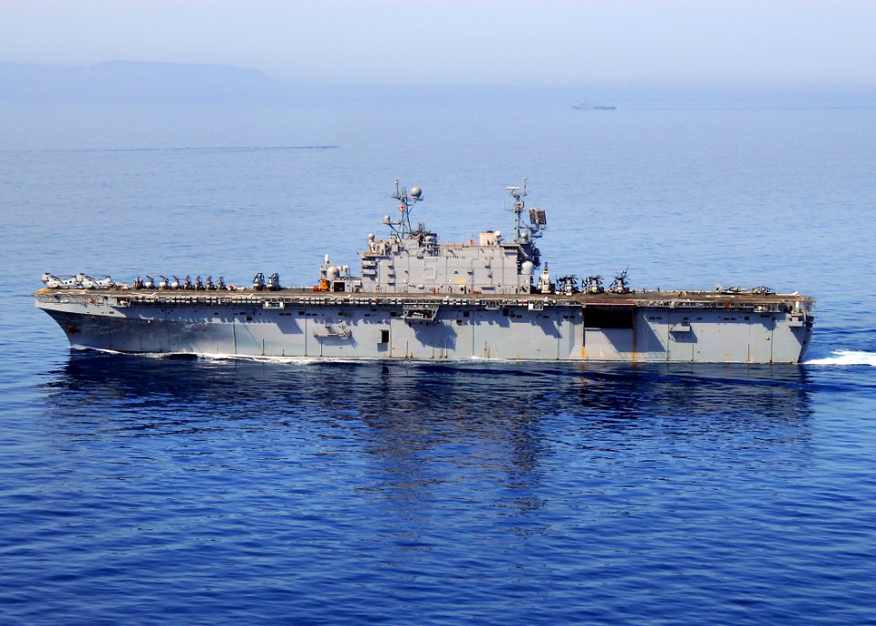 US Navy 100320-N-7948R-939 The amphibious assault ship USS Peleliu (LHA 5) transits the coast of Southern California while conducting a composite training unit exercise