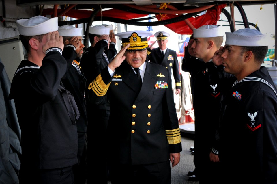 US Navy 100324-N-8590G-005 Chief of Naval Staff of the Pakistan Navy Adm. Noman Bashir departs the guided-missile frigate USS Klakring (FFG 42) after a ship tour
