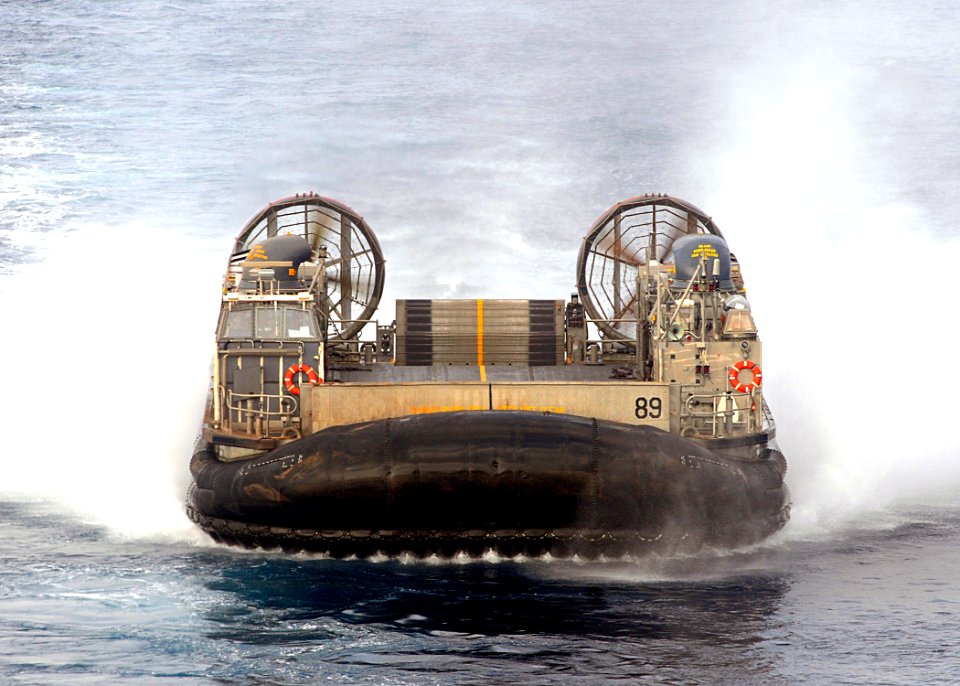 US Navy 100322-N-1082Z-047 Landing Craft Air Cushion (LCAC) 89 returns to USS Ashland (LSD 48)